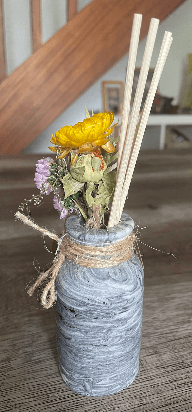 Mini vase "pot à lait" en jesmonite et bouquet de fleurs séchées, objet de décoration, fait main, objet artisanal, objet unique