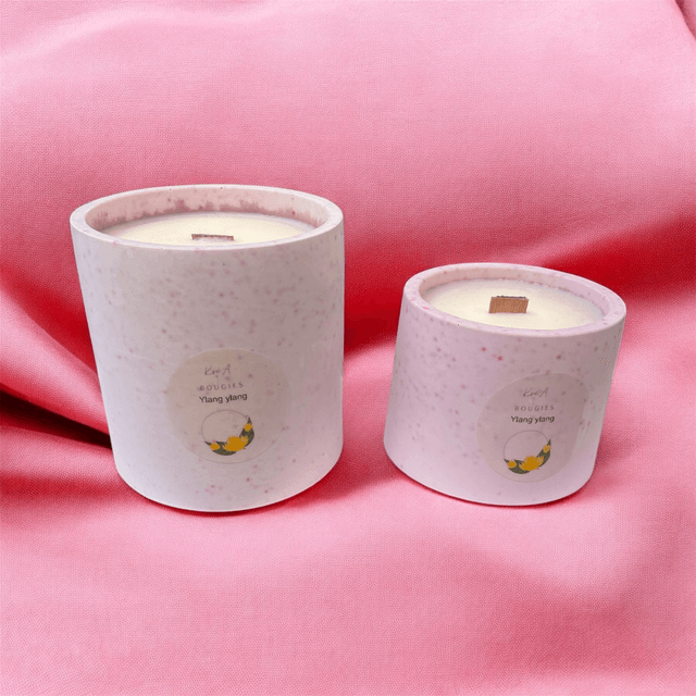 Bougie artisanale parfumée " Ylang Ylang" / contenant en jesmonite 