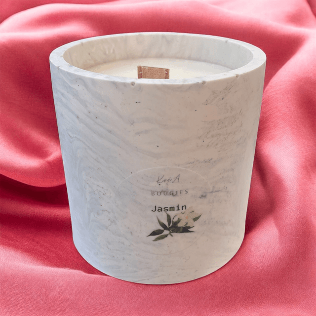 Bougie parfumée au Jasmin : Votre oasis de sérénité